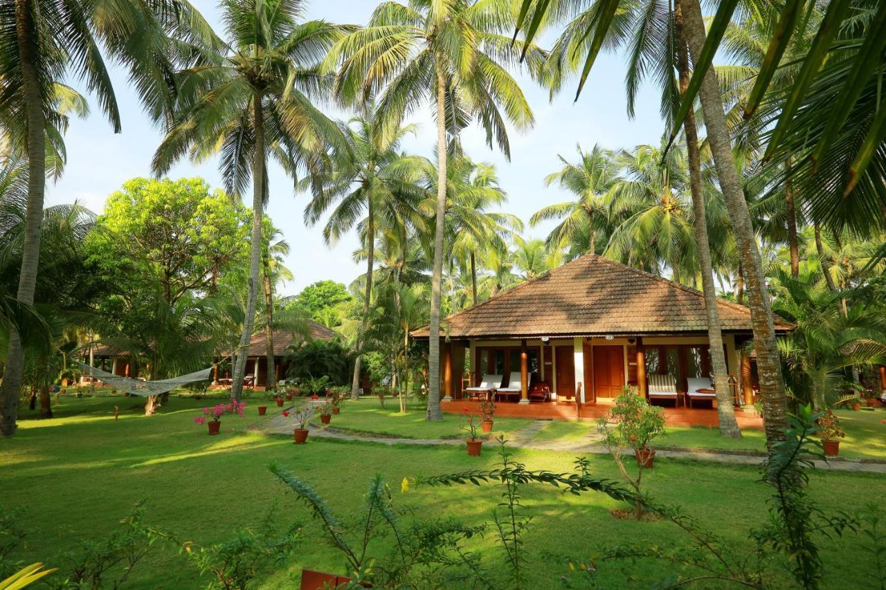 The Nattika Beach Resort Thrissur Exterior photo